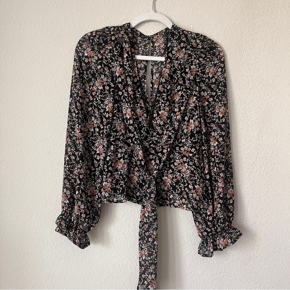 nwot Dolce Vita silk floral blouse